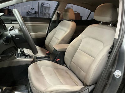 2018 Hyundai Elantra SEL Sedan 4D