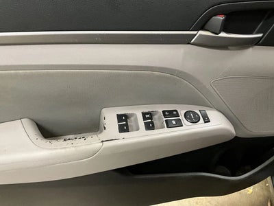 2018 Hyundai Elantra SEL Sedan 4D