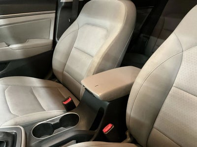 2018 Hyundai Elantra SEL Sedan 4D