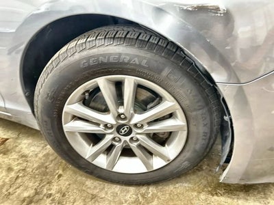 2015 Hyundai Sonata SE Sedan 4D
