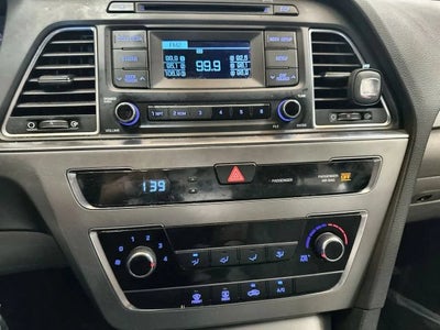 2015 Hyundai Sonata SE Sedan 4D