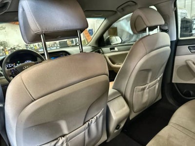2015 Hyundai Sonata SE Sedan 4D