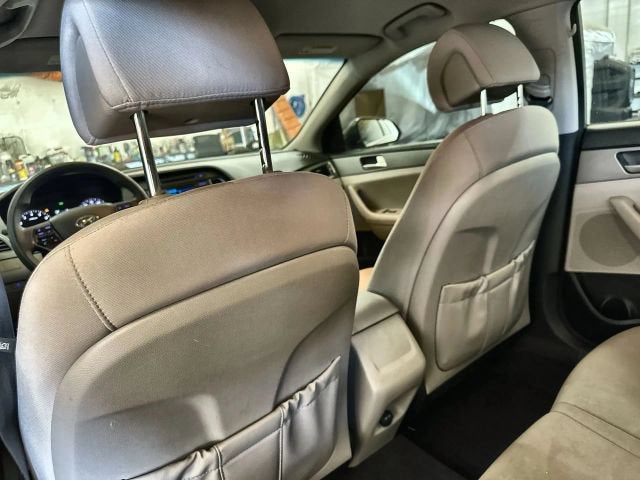 2015 Hyundai Sonata SE Sedan 4D
