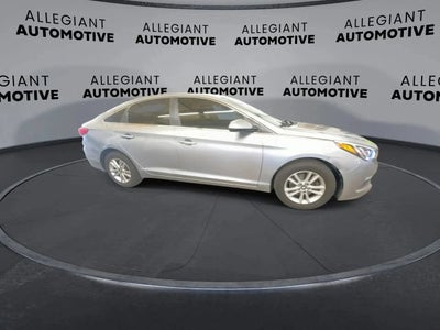 2015 Hyundai Sonata SE Sedan 4D