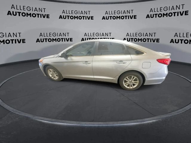 2015 Hyundai Sonata SE Sedan 4D