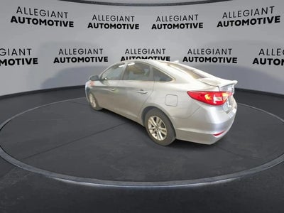2015 Hyundai Sonata SE Sedan 4D
