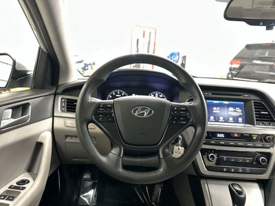 2016 Hyundai Sonata SE Sedan 4D