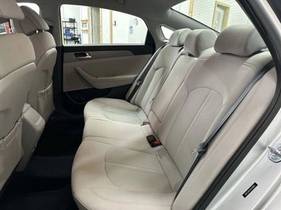 2016 Hyundai Sonata SE Sedan 4D