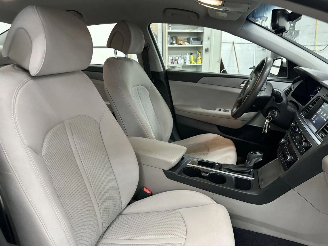 2016 Hyundai Sonata SE Sedan 4D