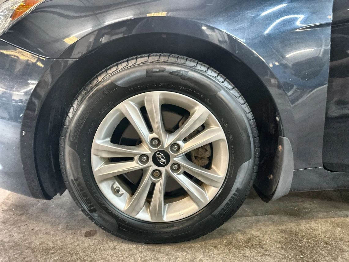 2013 Hyundai Sonata GLS Sedan 4D