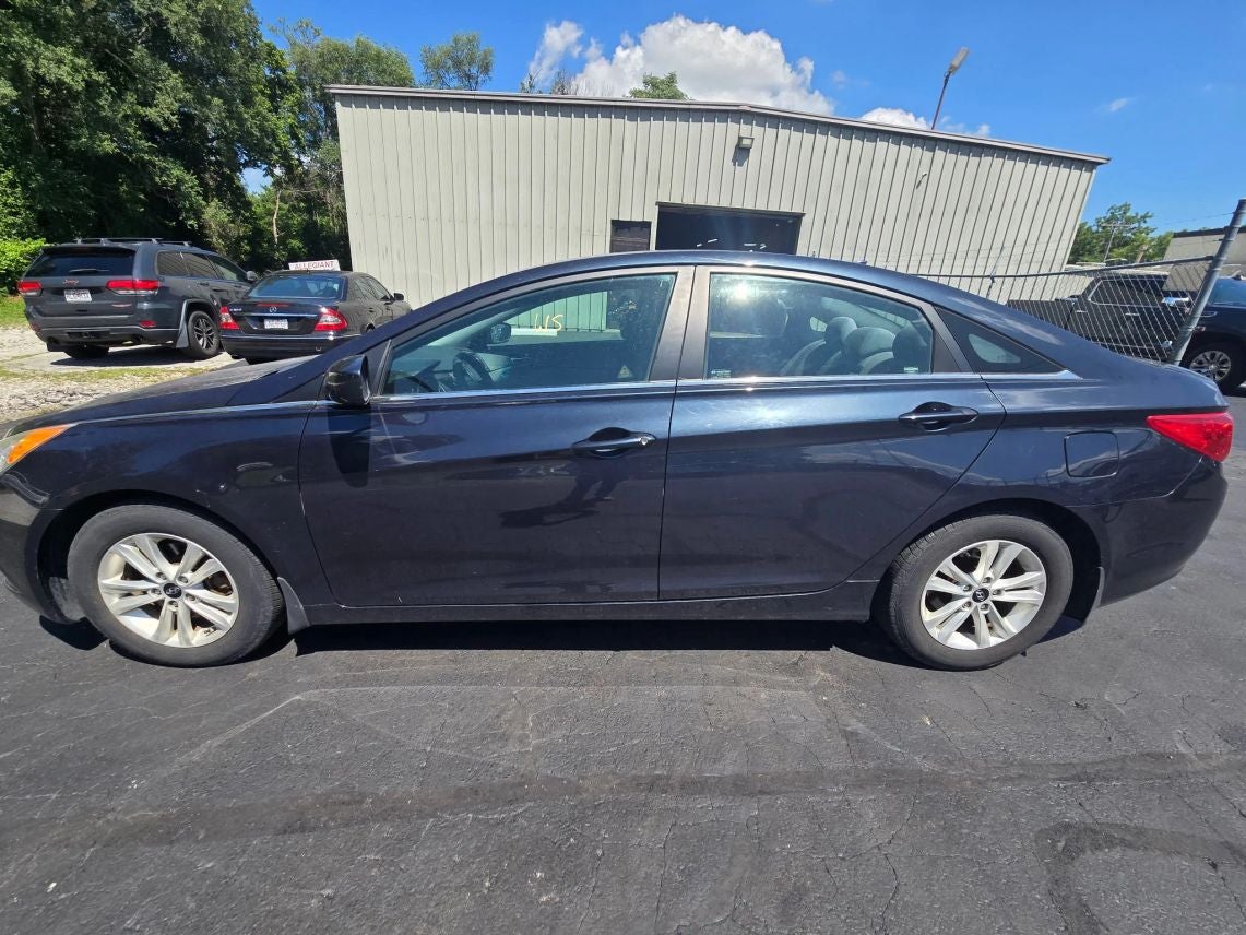 2013 Hyundai Sonata GLS Sedan 4D