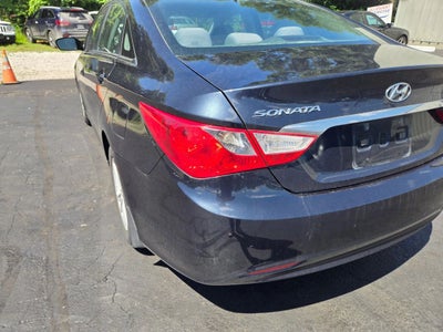 2013 Hyundai Sonata GLS Sedan 4D