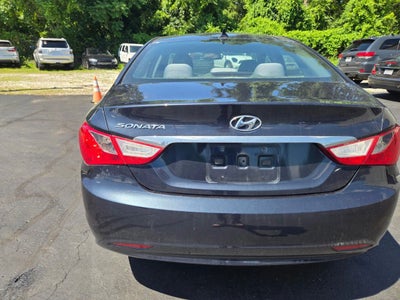 2013 Hyundai Sonata GLS Sedan 4D