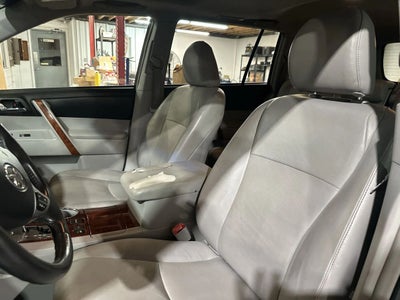 2013 Toyota Highlander Limited Sport Utility 4D
