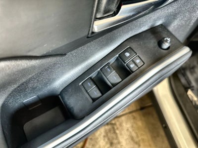 2020 Toyota Highlander XLE Sport Utility 4D
