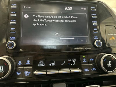 2020 Toyota Highlander XLE Sport Utility 4D