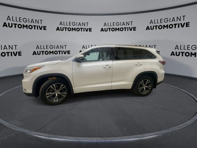 2016 Toyota Highlander XLE Sport Utility 4D