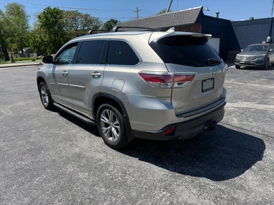 2015 Toyota Highlander XLE Sport Utility 4D