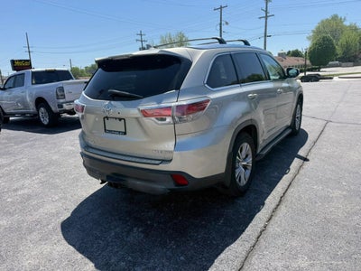 2015 Toyota Highlander XLE Sport Utility 4D