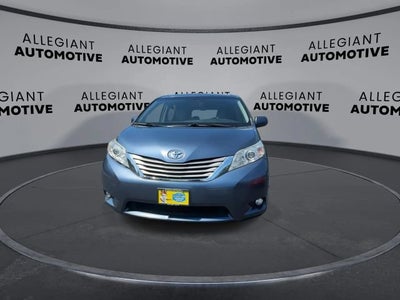2016 Toyota Sienna XLE Premium Minivan 4D