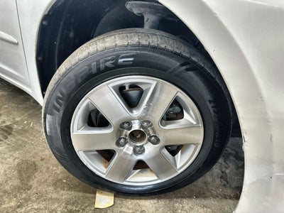 2008 Toyota Sienna LE Minivan 4D