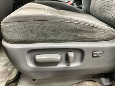 2008 Toyota Sienna LE Minivan 4D