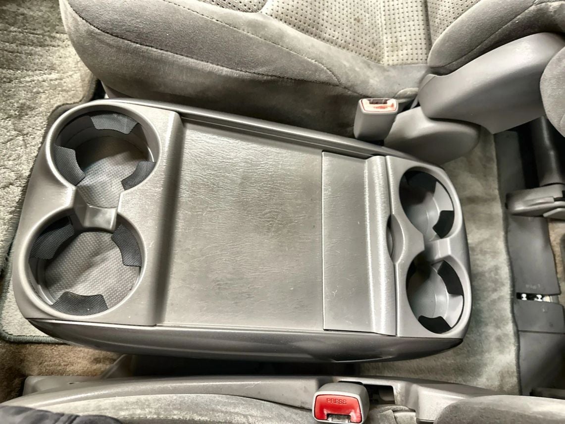 2008 Toyota Sienna LE Minivan 4D