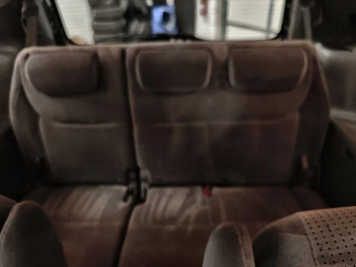 2008 Toyota Sienna LE Minivan 4D