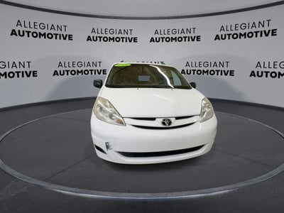 2008 Toyota Sienna LE Minivan 4D