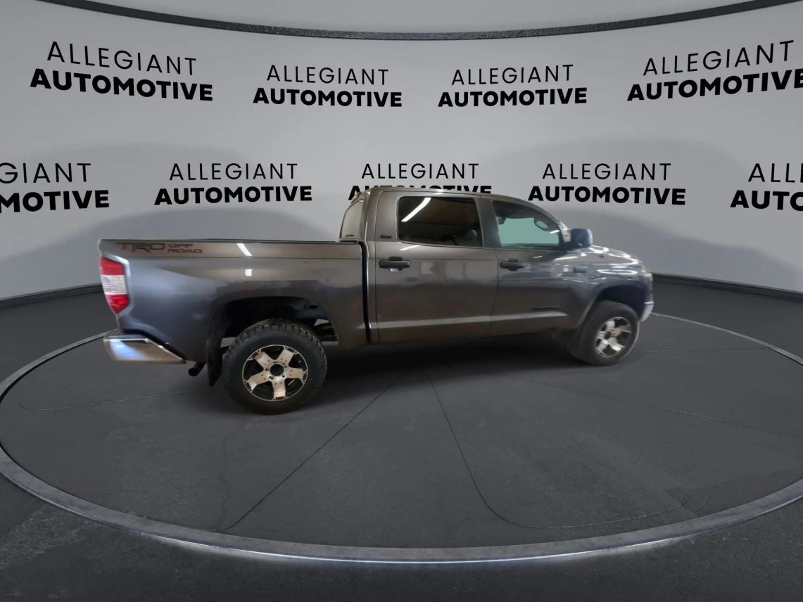 2015 Toyota Tundra CrewMax SR5 Pickup 4D 5 1/2 ft