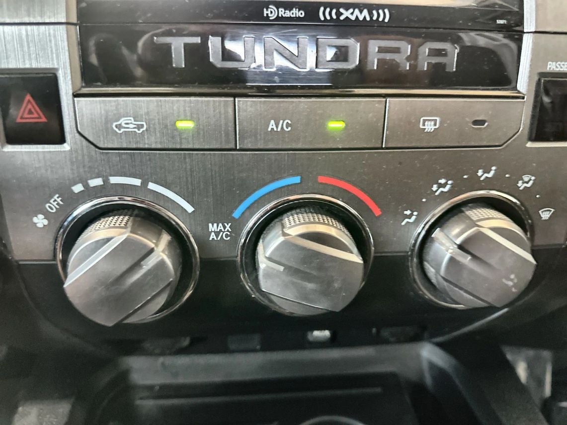 2015 Toyota Tundra CrewMax SR5 Pickup 4D 5 1/2 ft