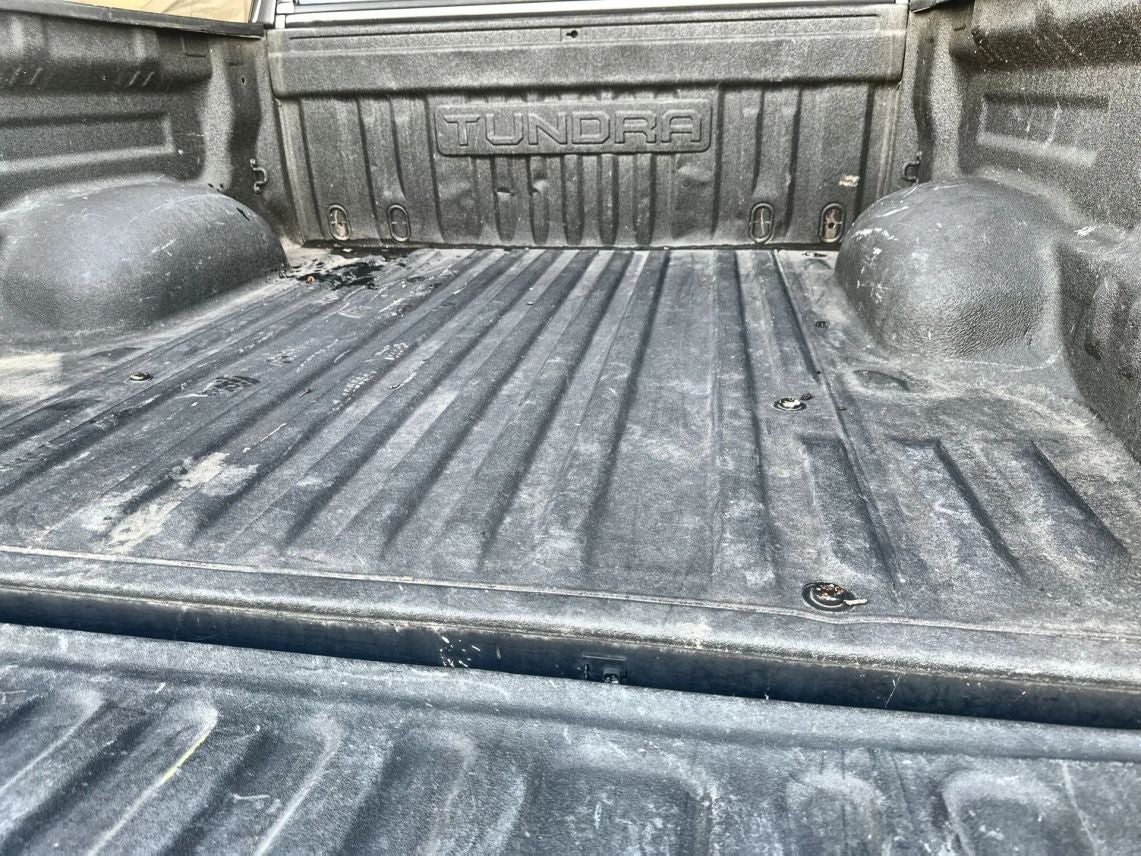 2015 Toyota Tundra CrewMax SR5 Pickup 4D 5 1/2 ft