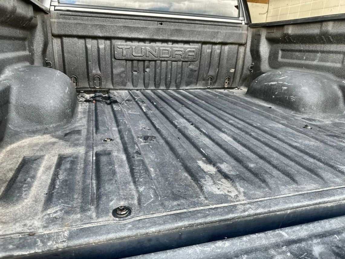 2015 Toyota Tundra CrewMax SR5 Pickup 4D 5 1/2 ft