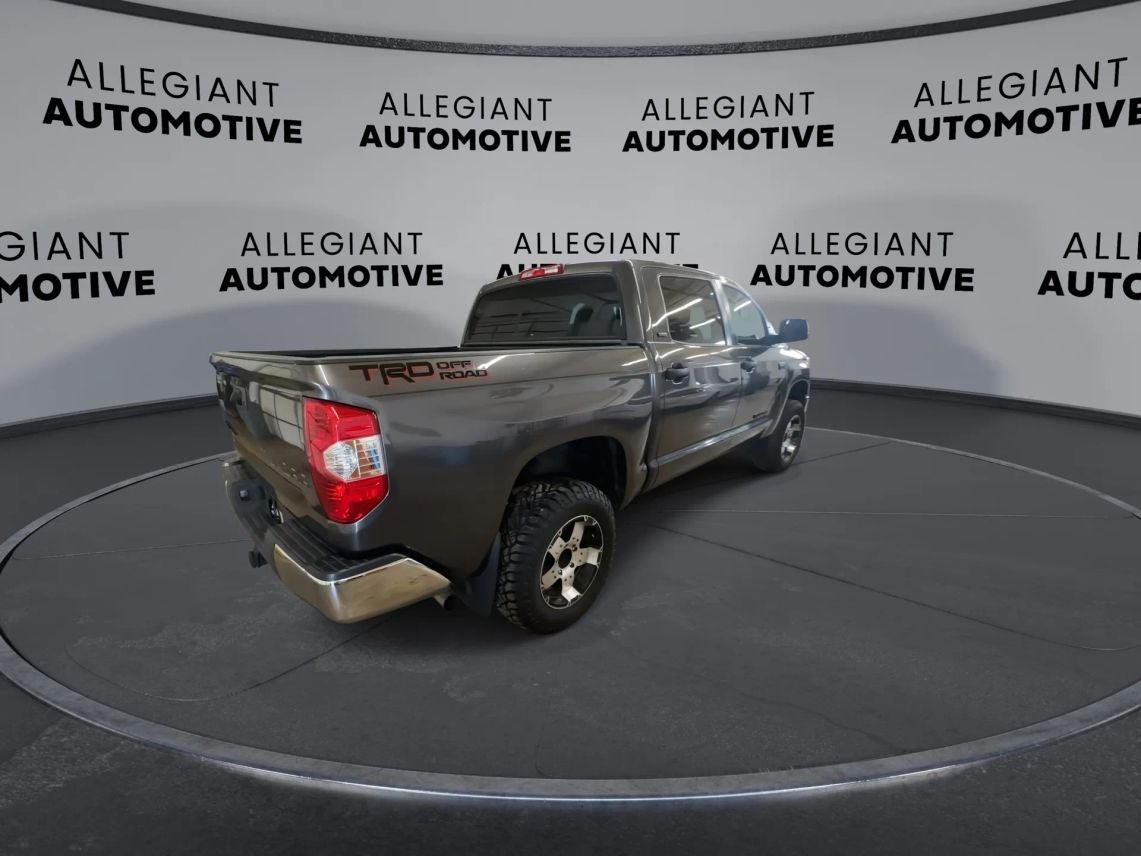 2015 Toyota Tundra CrewMax SR5 Pickup 4D 5 1/2 ft