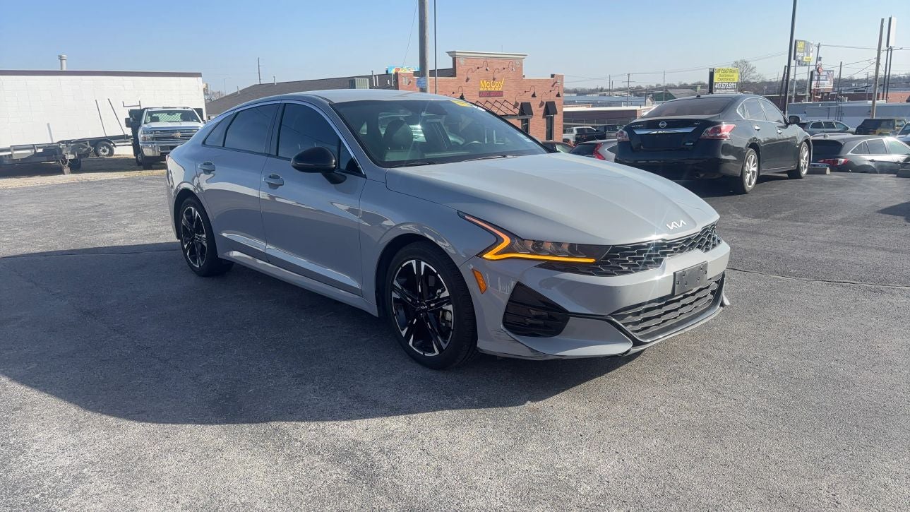 2022 Kia K5 GT-Line Sedan 4D