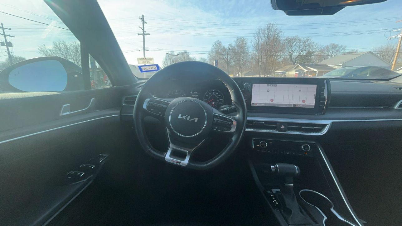 2022 Kia K5 GT-Line Sedan 4D