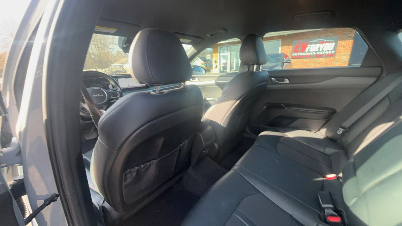 2022 Kia K5 GT-Line Sedan 4D