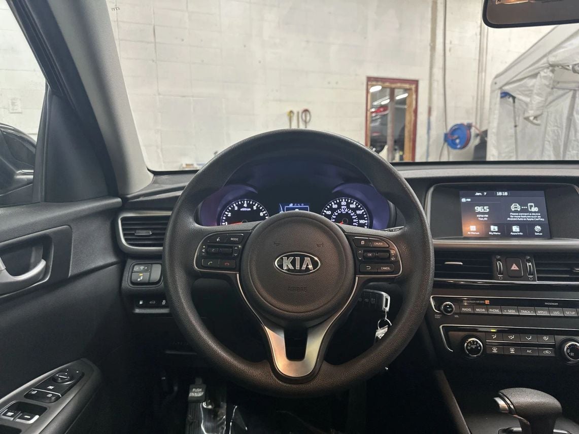 2018 Kia Optima LX Sedan 4D