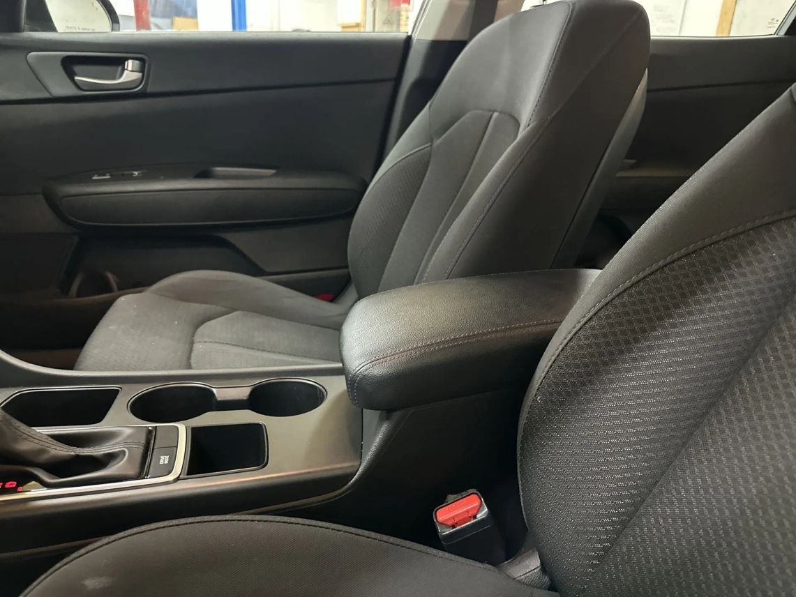 2018 Kia Optima LX Sedan 4D