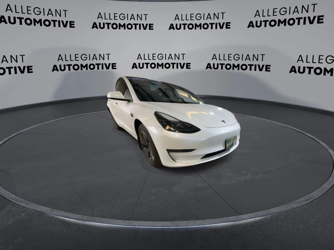 2022 Tesla Model 3 Standard Sedan 4D