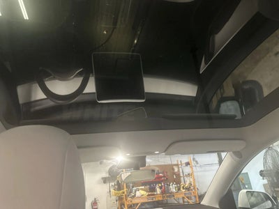2021 Tesla Model Y Long Range Sport Utility 4D