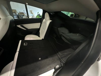 2021 Tesla Model Y Long Range Sport Utility 4D