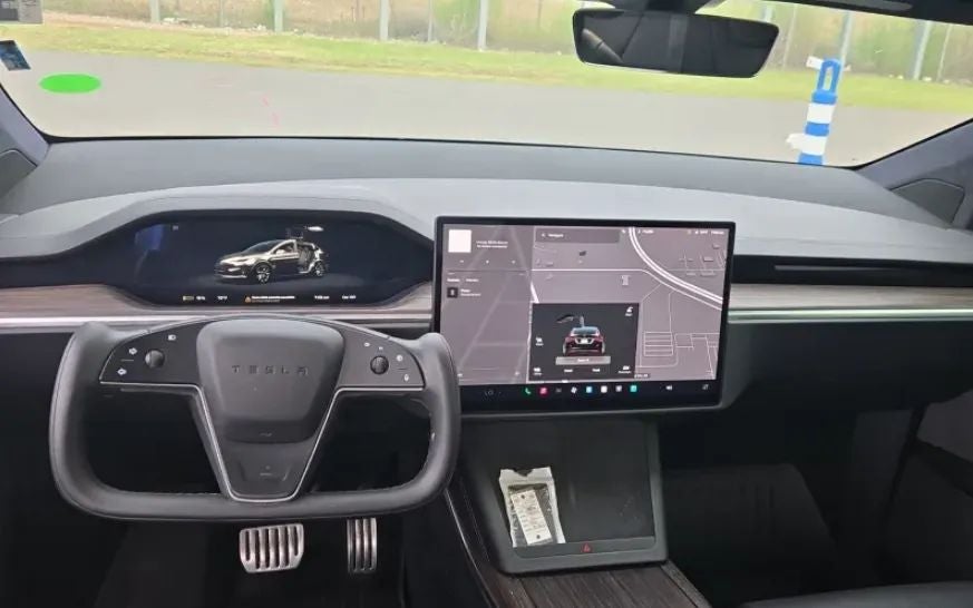 2022 Tesla Model X Long Range Sport Utility 4D
