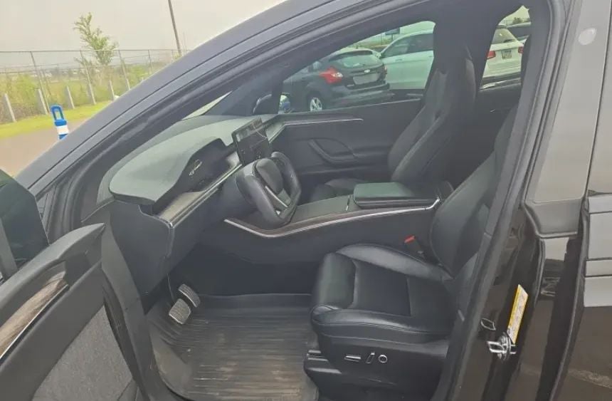 2022 Tesla Model X Long Range Sport Utility 4D