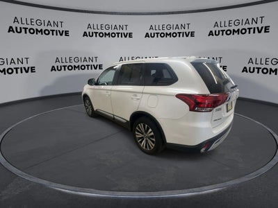 2020 Mitsubishi Outlander ES Sport Utility 4D