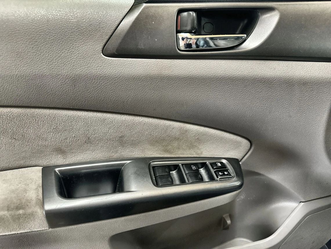 2013 Subaru Forester 2.5X Touring Sport Utility 4D