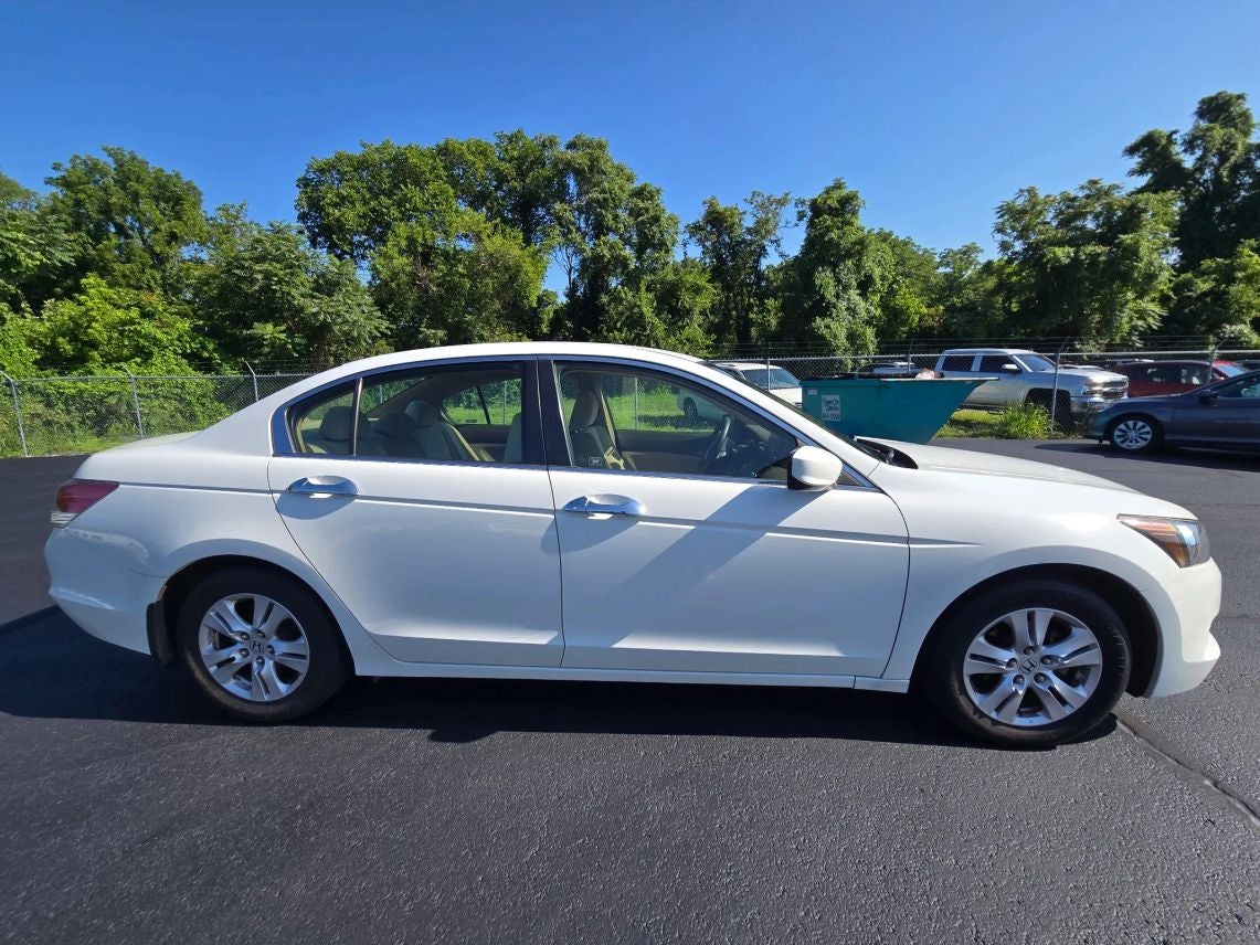 2009 Honda Accord LX-P Sedan 4D