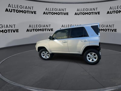 2016 Toyota 4Runner SR5 Premium Sport Utility 4D