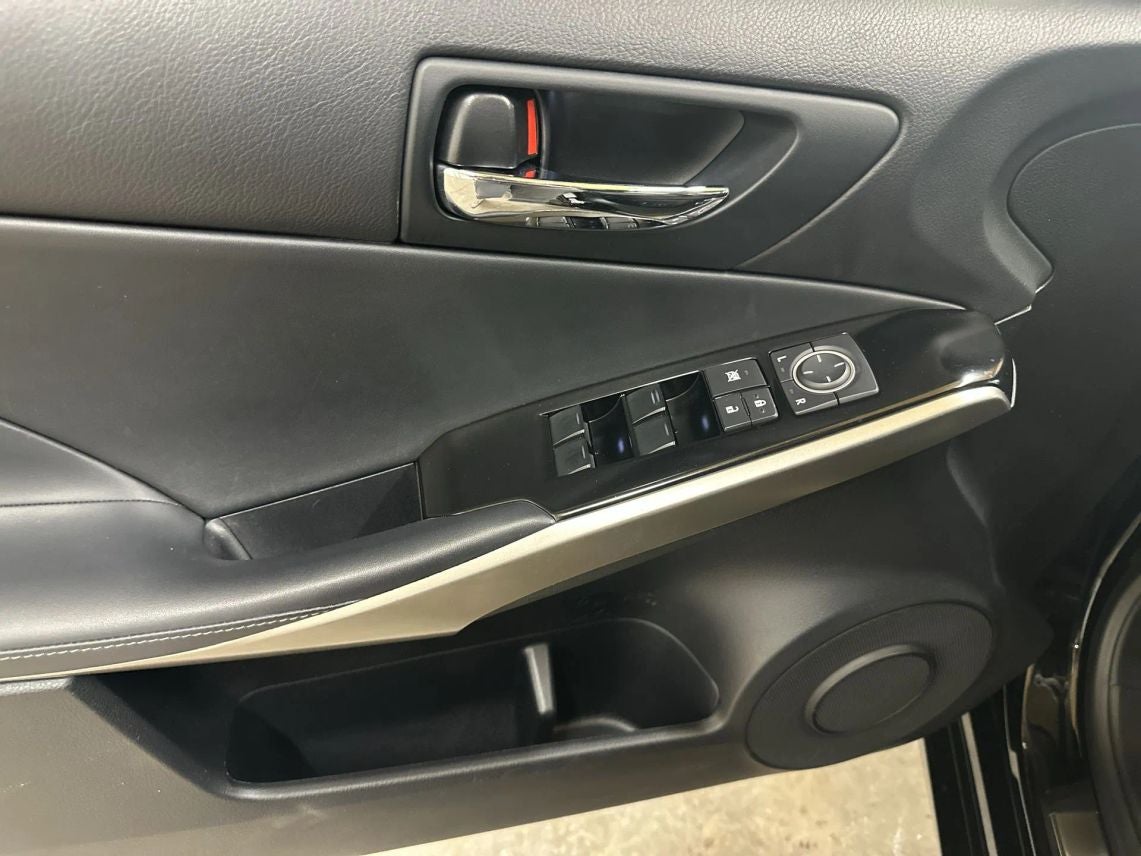 2014 Lexus IS IS 350 Sedan 4D