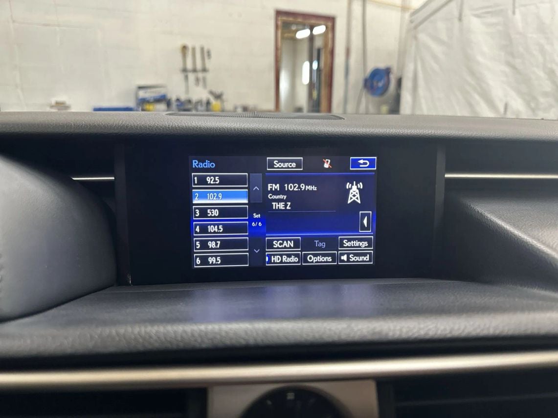 2014 Lexus IS IS 350 Sedan 4D